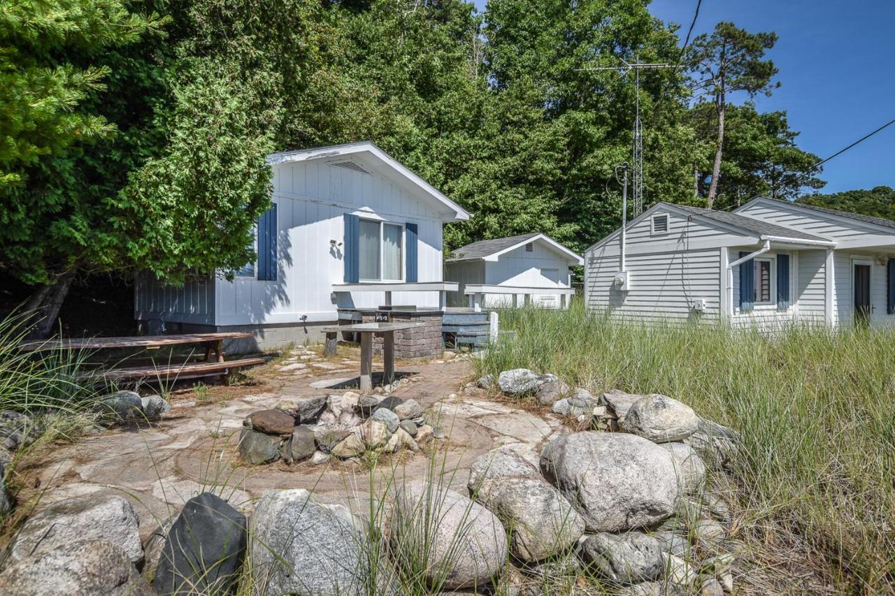 Dune Grass Shores Beulah Экстерьер фото